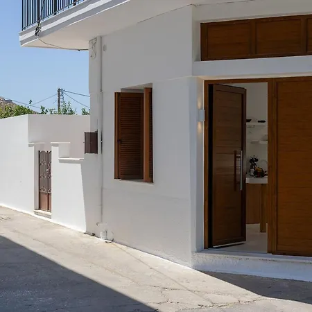 Naxos Boutique Luxury Minimalism In Apartman *