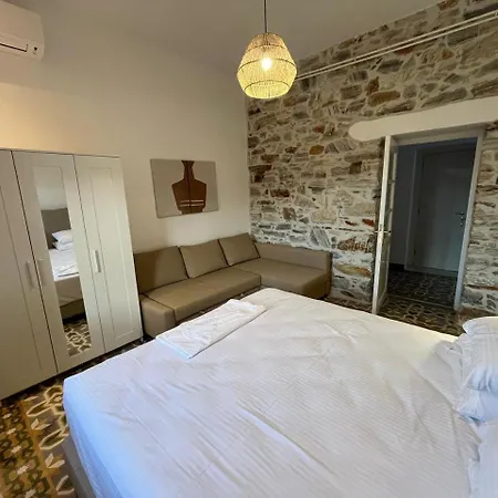 Naxos Boutique Luxury Minimalism In Φιλώτι