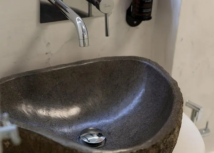 Naxos Boutique Luxury Minimalism In Φιλώτι