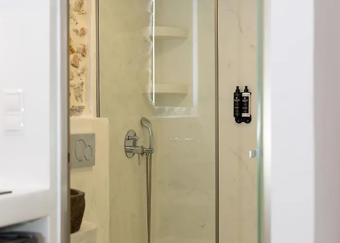 Naxos Boutique Luxury Minimalism In