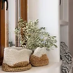 Naxos Boutique Luxury Minimalism In Filotion