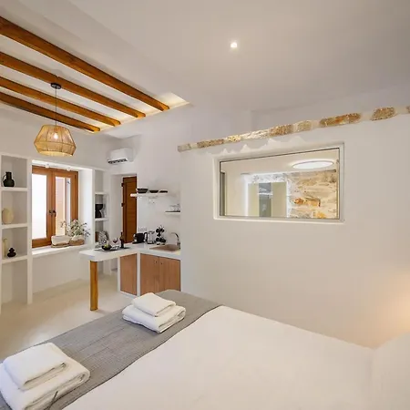 Naxos Boutique Luxury Minimalism In Filótion