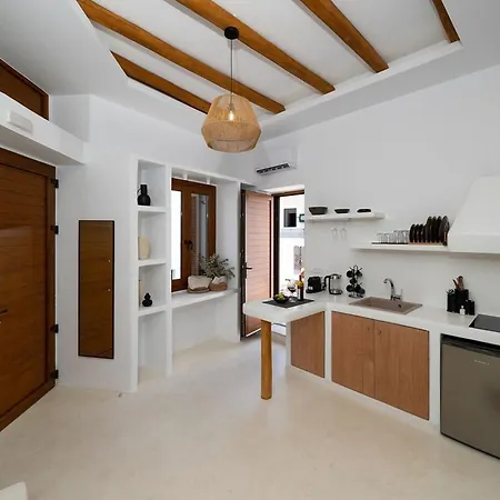 Апартаменты Naxos Boutique Luxury Minimalism In *