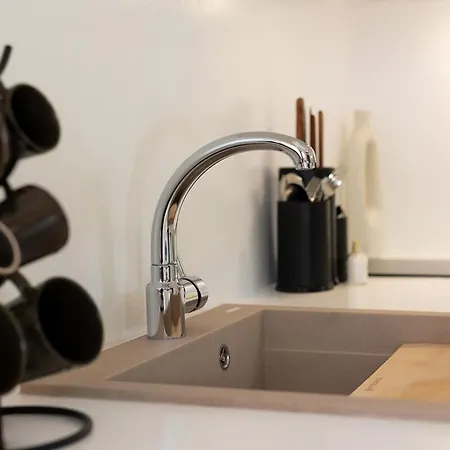 Naxos Boutique Luxury Minimalism In شقة