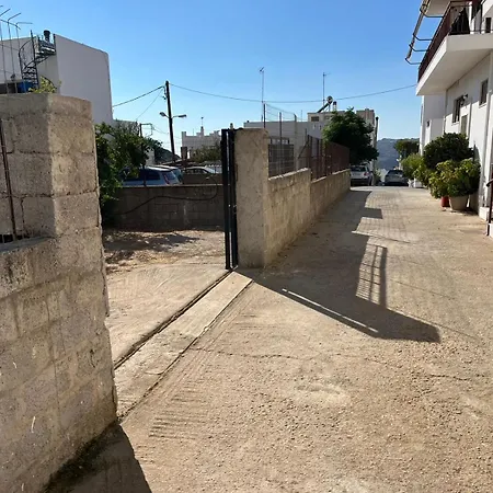 Naxos Boutique 公寓