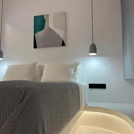 Naxos Boutique Luxury Minimalism In Apartment