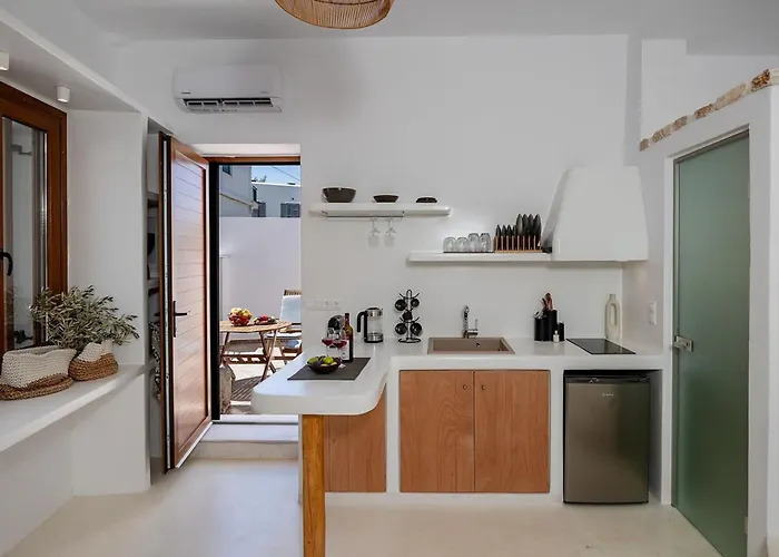 Naxos Boutique Luxury Minimalism In Apartment *