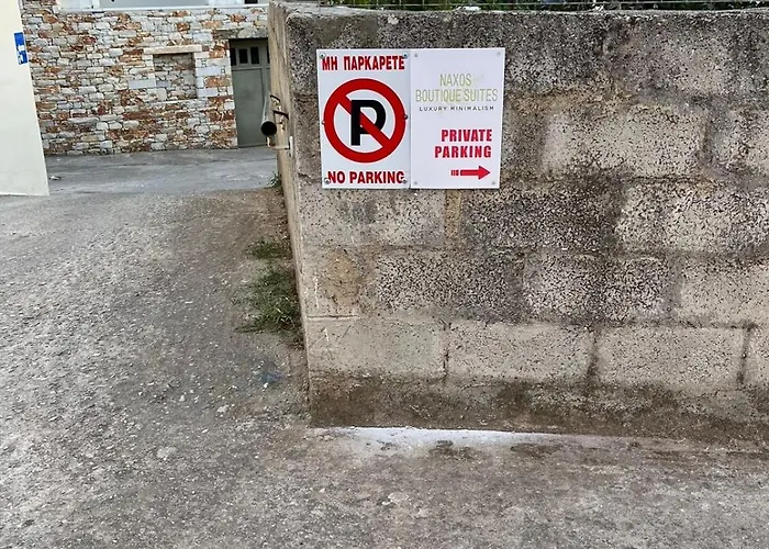 Naxos Boutique Luxury Minimalism In Apartment