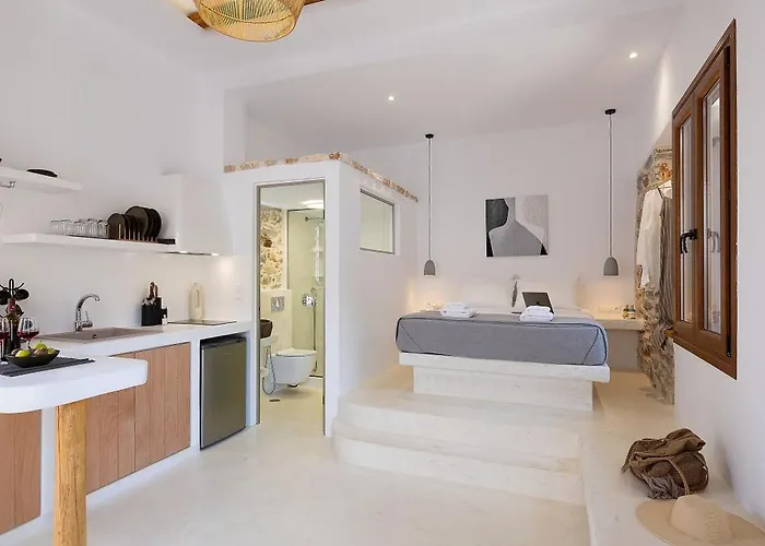 Naxos Boutique Luxury Minimalism In Filótion